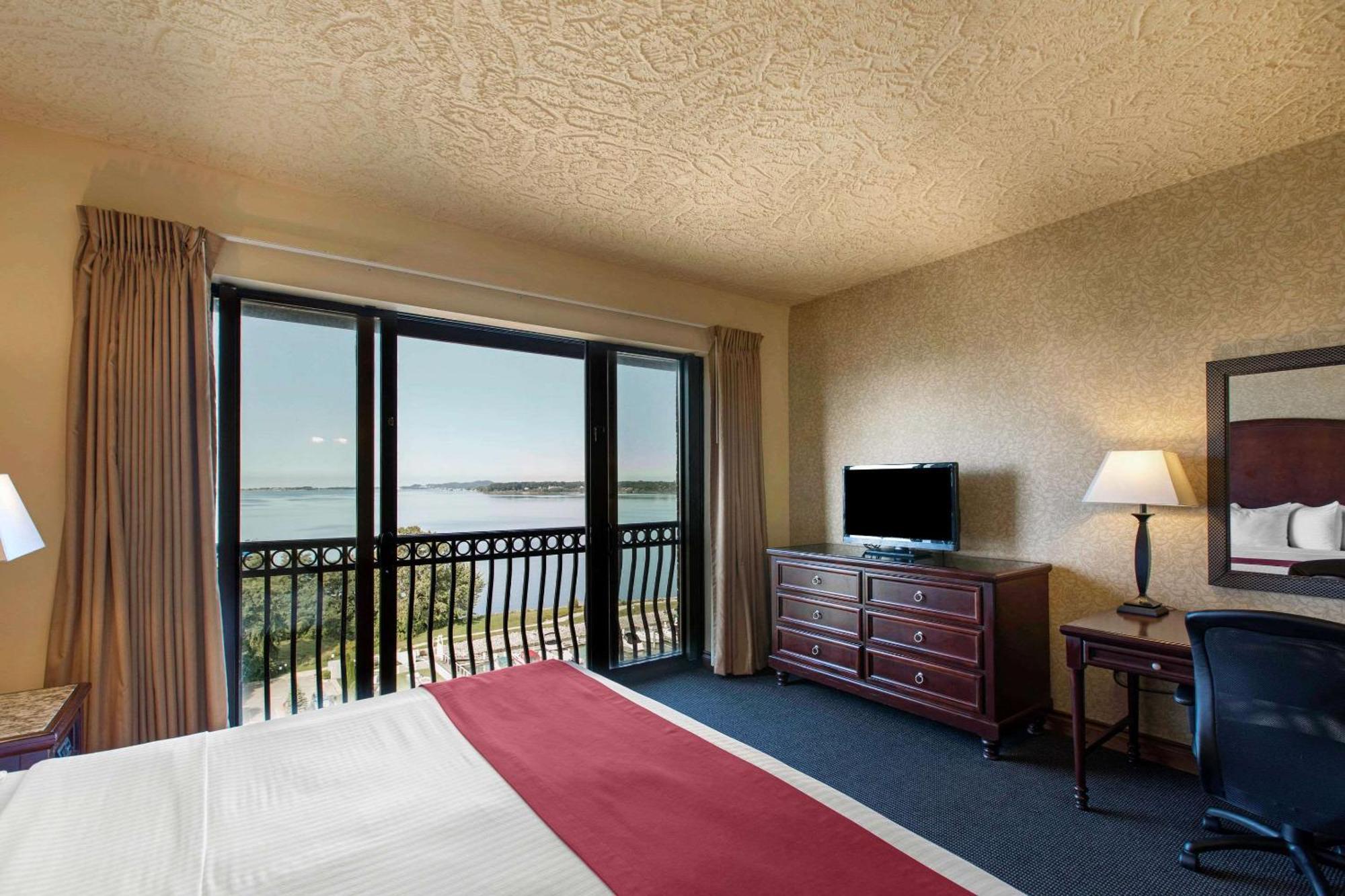 Shoreline Inn & Conference Center, Ascend Hotel Collection Muskegon Ngoại thất bức ảnh